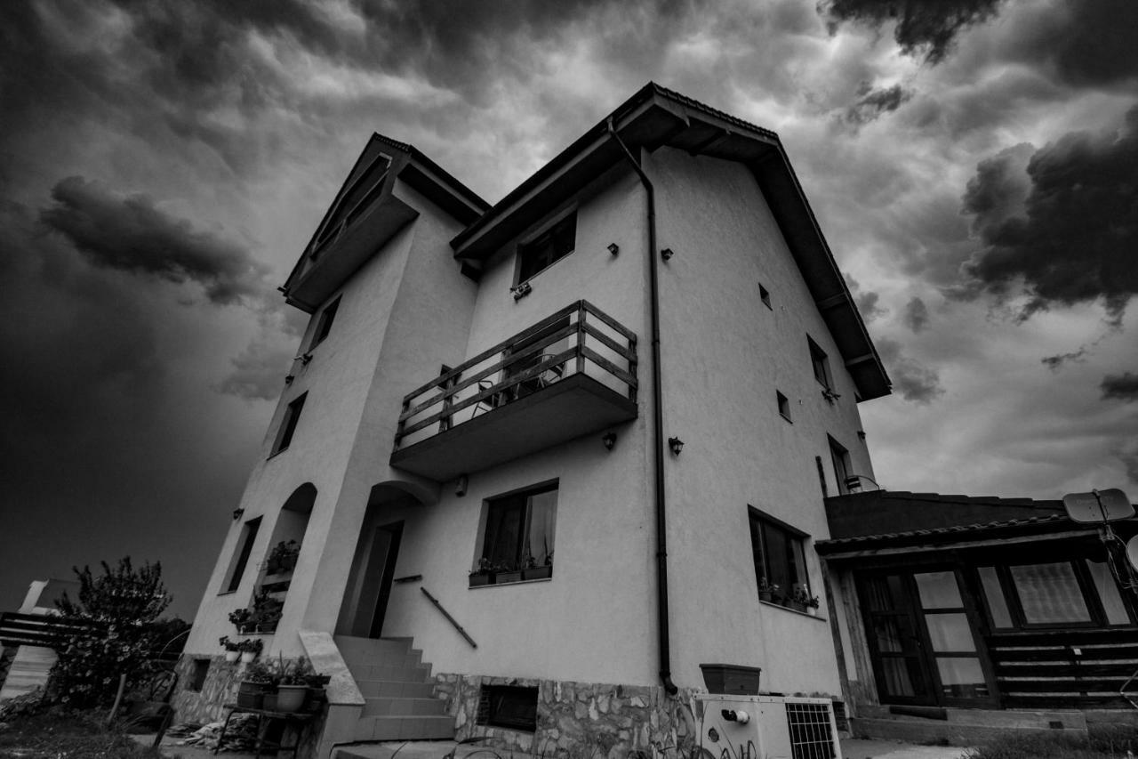 Отель Vila Victor - Adults Only Текиргьол Экстерьер фото